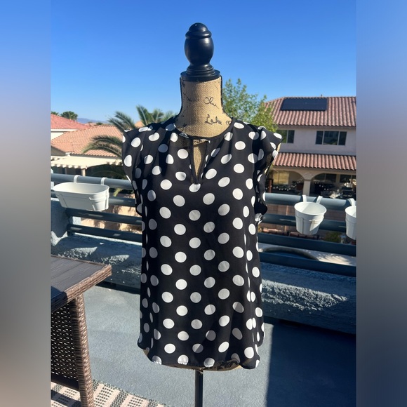 ANN TAYLOR FACTORY SMALL PETITE SLEEVELESS BLOUSE - Picture 1 of 6